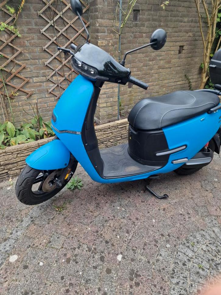 Horwin Ek1 blauw mat accu 36ah heeft schade uit 2022, Fietsen en Brommers, Snorfietsen en Snorscooters, Gebruikt, Overige merken