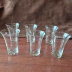 Vintage Likeur Glaasjes - Set van 8, Verzamelen, Glas en Borrelglaasjes, Ophalen of Verzenden, Zo goed als nieuw, Borrel- of Shotglas