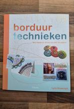 Lynn Krawczyk - Borduurtechnieken, Fotograferen en Filmen, Lynn Krawczyk, Ophalen of Verzenden, Zo goed als nieuw