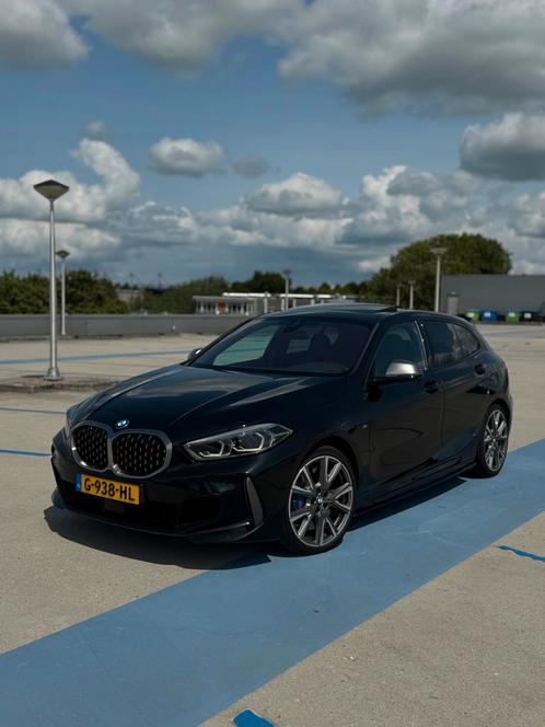 BMW 1-Serie M135i 306pk Aut Xdrive 2019 Zwart, Auto's, BMW, Particulier, 1-Serie, Benzine, Hatchback, Automaat, Origineel Nederlands