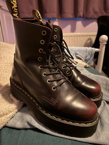 Dr Martens Jadon Cherry Red Arcadia maat 41 beschikbaar voor biedingen