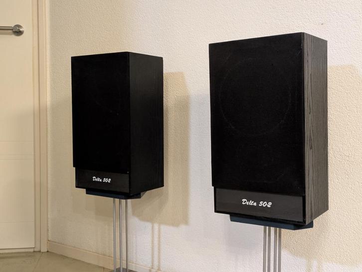 Wharfdale Delta 50.2 Engelse 2 weg luidsprekers DM110, Audio, Tv en Foto, Luidsprekers, Gebruikt, Front, Rear of Stereo speakers