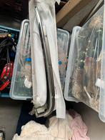 Rechts.  En links. Bumper deel.  Nieuw van Mercedes.  SL., Ophalen of Verzenden, Nieuw, Links, Bumper