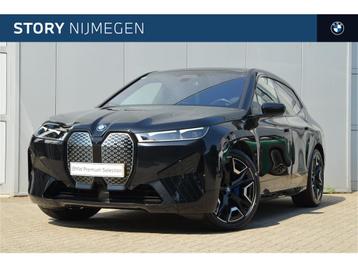 BMW iX xDrive40 High Executive / Sportpakket / Panoramadak S beschikbaar voor biedingen