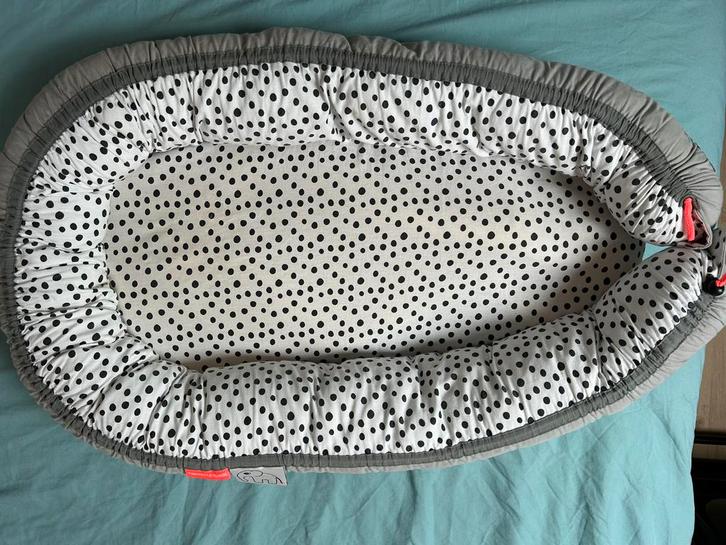 Babynestje Done by Deer, Kinderen en Baby's, Babymode-accessoires, Ophalen
