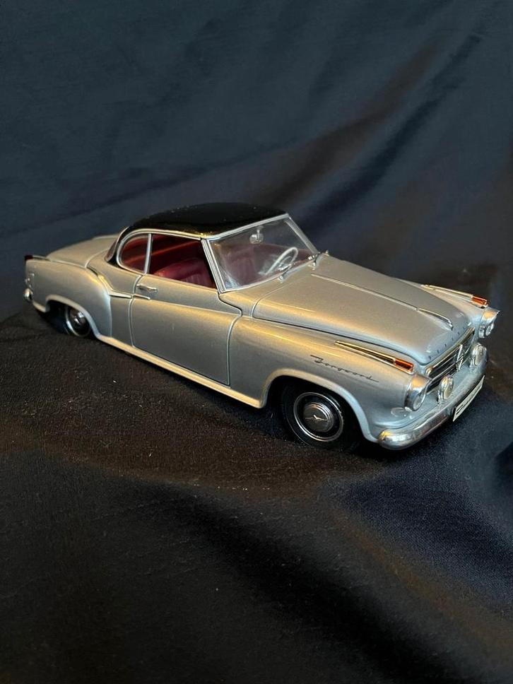 Porsche 550 A Spyder Modelauto - Zilver, Hobby en Vrije tijd, Modelauto's | 1:18, Zo goed als nieuw, Auto, Maisto, Ophalen of Verzenden