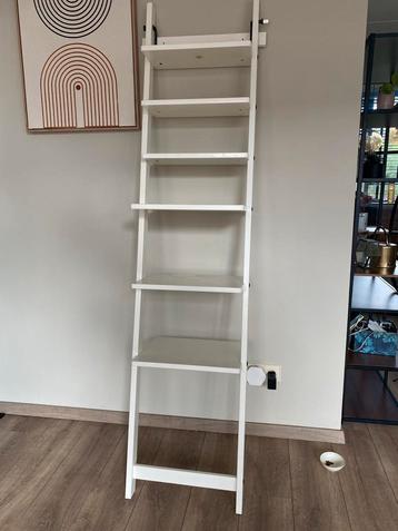 Ikea trap intrieur beschikbaar voor biedingen