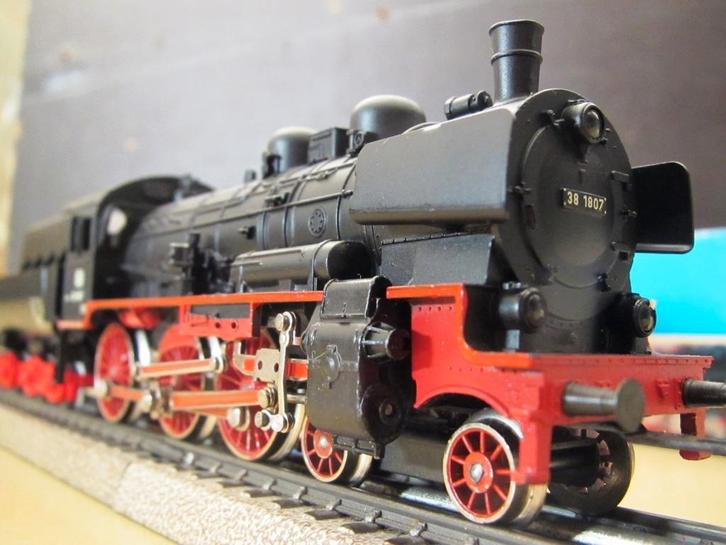 Märklin 3098 BR 38 P8 met KUIPtender stoomloc +OVP, Hobby en Vrije tijd, Modeltreinen | H0, Gebruikt, Locomotief, Wisselstroom