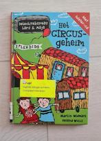 Boek Detective Het circus geheim, Boeken, Kinderboeken | Jeugd | 10 tot 12 jaar, Ophalen of Verzenden, Gelezen