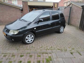 Hyundai Matrix 1.6 2007 Zwart beschikbaar voor biedingen