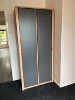 Kledingkast met grijze deuren, Ophalen, 50 tot 100 cm, Zo goed als nieuw, 150 tot 200 cm