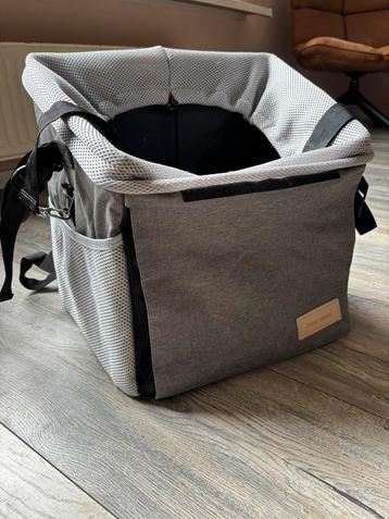Multifunctionele honden draagtas/fietsmand beschikbaar voor biedingen