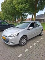 Renault Clio 1.2 16V 55KW 5-DRS E4 2012 Grijs, Voorwielaandrijving, Stof, 74 pk, Zwart