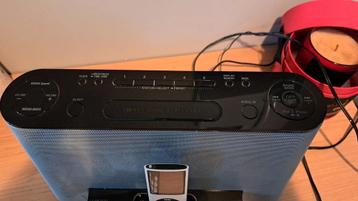 Sony wekkerradio met ipod dock en afstandsbediening  beschikbaar voor biedingen