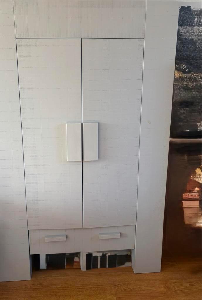 Woood Hidde wandkast, Huis en Inrichting, Kasten | Kledingkasten, Gebruikt, 150 tot 200 cm, 100 tot 150 cm, 25 tot 50 cm, Met lade(s)