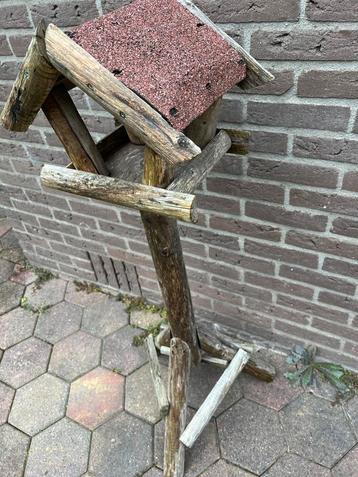 Gratis op te halen vogelhuisje tm as maandag 15 sept beschikbaar voor biedingen