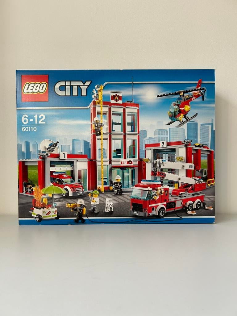 Lego 60110 - Lego City Brandweerkazerne - *NIEUW*, Kinderen en Baby's, Speelgoed | Duplo en Lego, Lego, Lego, Complete set, Nieuw