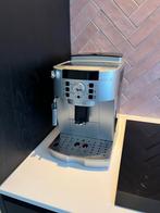 DeLonghi Magnifica S Volautomaat Espressomachine, Witgoed en Apparatuur, Koffiezetapparaten, Ophalen, Afneembaar waterreservoir