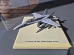 F-18 Hornet U.S. Navy “Golden Dragon” art.5161 - 1:100, 1:72 tot 1:144, Zo goed als nieuw, Vliegtuig, Ophalen