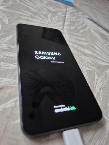 Samsung Galaxy S22 256GB (groen) beschikbaar voor biedingen