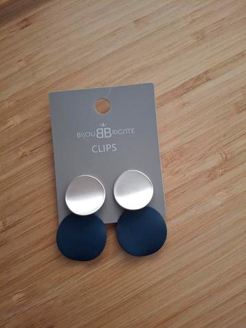 Clips beschikbaar voor biedingen