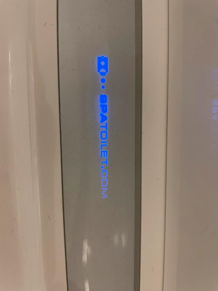 Spa Toilet, Toilet zitting, Doe-het-zelf en Verbouw, Sanitair, Zo goed als nieuw, Toilet, Ophalen