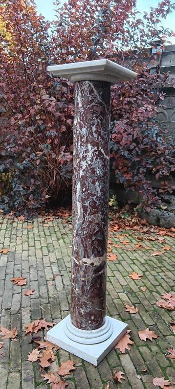 Antiek Rouge Royal marmeren zuil kolom  beschikbaar voor biedingen