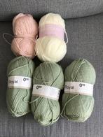 5 bolletjes wol, Ophalen of Verzenden, Zo goed als nieuw, Breien of Haken, Wol of Garen