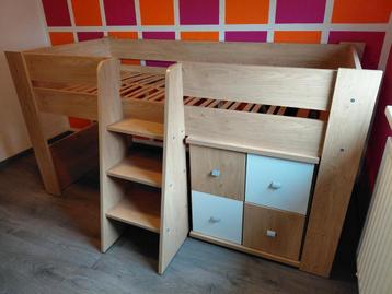 Halfhoogslaper 90 x 200 beschikbaar voor biedingen