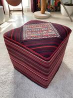 Oosterse Vintage Poef / Voetenbankje, Huis en Inrichting, Gebruikt, Vierkant, Minder dan 50 cm, Ophalen of Verzenden