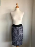 GUESS by MARCIANO rok, maat M, Kleding | Dames, Maat 38/40 (M), Onder de knie, Zo goed als nieuw, Zwart