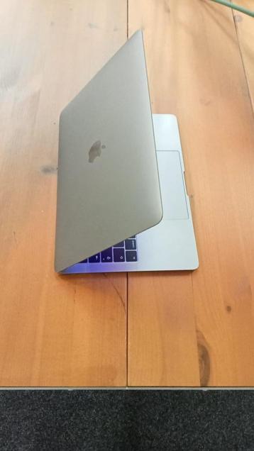 MacBook Pro 13-inch 2016 beschikbaar voor biedingen