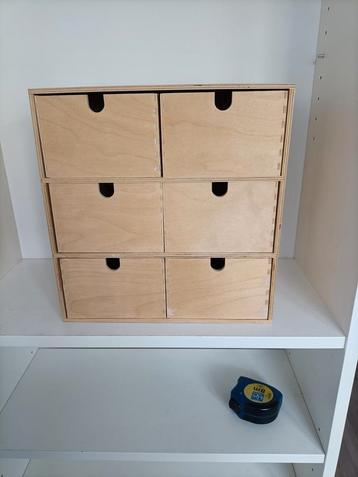 Houten ladekastje - 6 lades beschikbaar voor biedingen