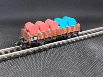 Minitrix 13513 - Niederbordwagen EL32 met olievaten (13582) beschikbaar voor biedingen
