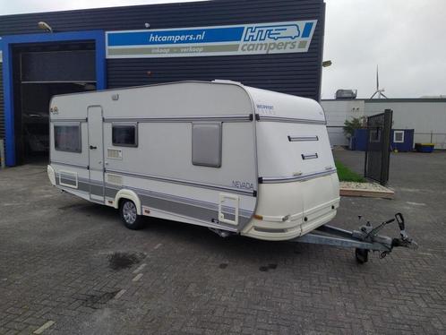 Weippert Nevada 555 B.J 2002 met Dorema Voortent, Caravans en Kamperen, Caravans, Bedrijf, tot en met 4, 1000 - 1250 kg, Rondzit