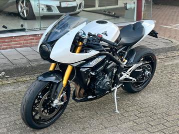 Triumph Speed Triple 1200 RR, 2022, nieuwstaat,veel extra’s 