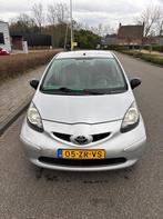 Toyota Aygo 1.0-12V Ambiance 5-deurs " APK tot 17-09-2026 ", Auto's, Toyota, Voorwielaandrijving, Stof, Gebruikt, Zwart