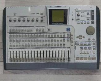 Yamaha portastudio 2488.  Gratis verzending, Muziek en Instrumenten, Drumcomputers, Gebruikt, Yamaha, Ophalen of Verzenden