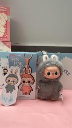 Brand New*Authentic Labubu Pin For Love  series pendant-W-, Ophalen of Verzenden, Nieuw