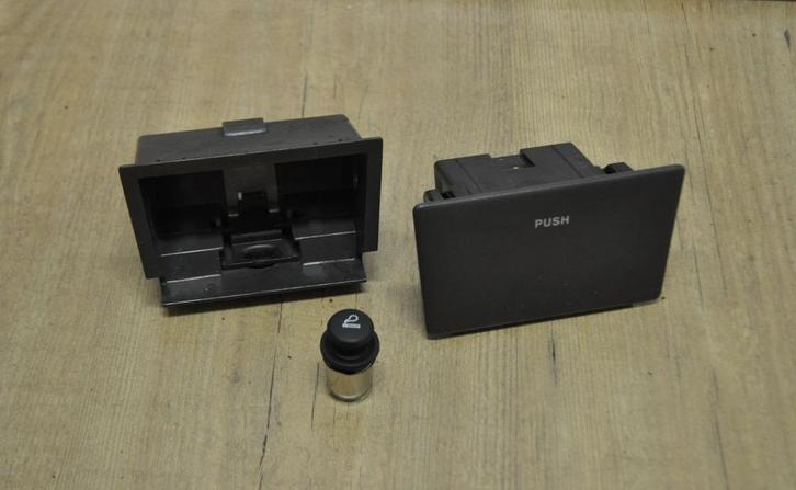 Asbak, aansteker, middenconsole Saab 9-3 1998-2003, Auto-onderdelen, Dashboard en Schakelaars, Saab, Gebruikt, Ophalen of Verzenden