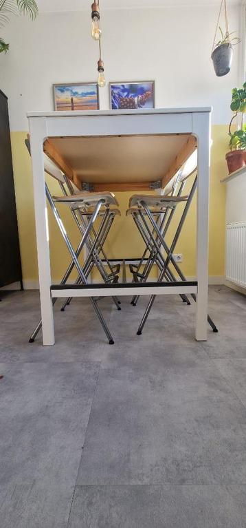 IKEA Bartafel + 4 barkrukken – complete set in wit  beschikbaar voor biedingen