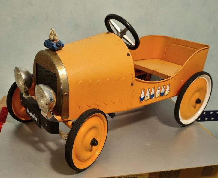 Nijntje trapauto, Kinderen en Baby's, Speelgoed | Buiten | Voertuigen en Loopfietsen, Gebruikt, Trapvoertuig, Ophalen