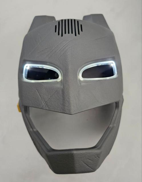 Batman v Superman masker met licht en geluid Mattel 2015, Hobby en Vrije tijd, Kostuums, Theaterbenodigdheden en LARP, Zo goed als nieuw