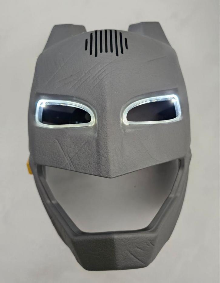 Batman v Superman masker met licht en geluid Mattel 2015, Hobby en Vrije tijd, Kostuums, Theaterbenodigdheden en LARP, Zo goed als nieuw