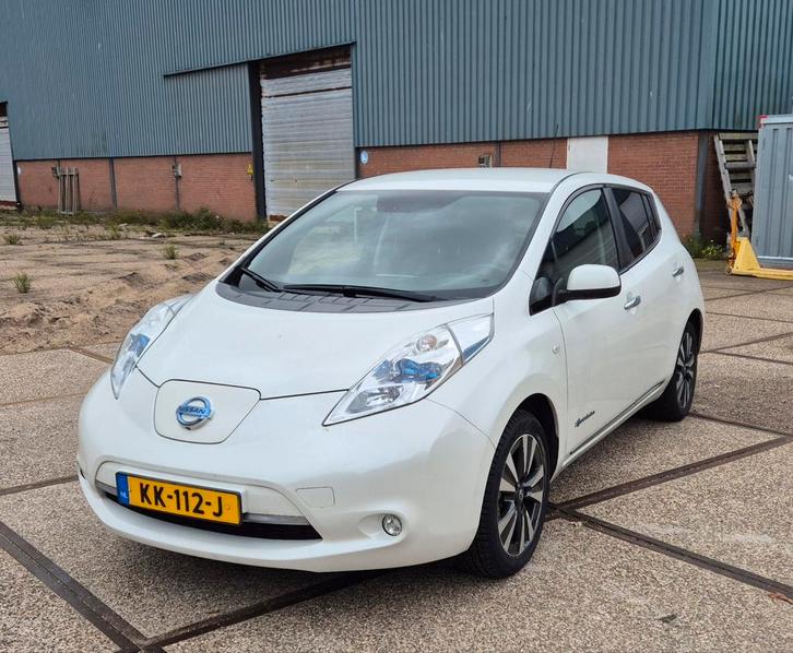 Nissan Leaf Electric 30kW 2016 Tekna, Auto's, Nissan, Particulier, Leaf, 360° camera, ABS, Achteruitrijcamera, Airbags, Airconditioning