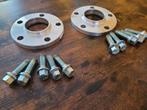 Spacers 5 x112,  13 mm met centreerring. Naafgat 66.5 ., Auto diversen, Ophalen