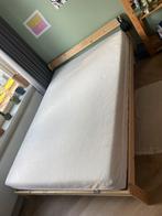 IKEA bed frame and matress 140x200, Ophalen, Zo goed als nieuw, Tweepersoons, 140 cm