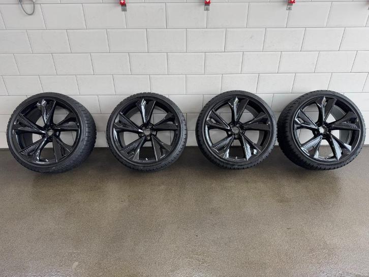 Audi OEM RS6/7 C8 22 inch winterset, Auto-onderdelen, Banden en Velgen, Banden en Velgen, Winterbanden, Overige maten, 285 mm