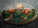 Unieke Handgeschilderde Vintage Broche – Gesigneerd & data, Ophalen of Verzenden, Overige materialen, Broche