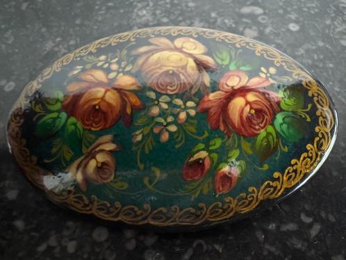 Unieke Handgeschilderde Vintage Broche – Gesigneerd & data, Sieraden, Tassen en Uiterlijk, Antieke sieraden, Broche, Overige materialen